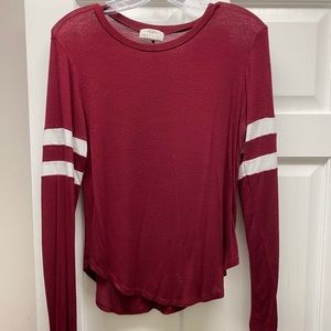 women’s long sleeve shirt